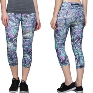 LULULEMON run: inspire crop II all full on luxtreme  in iridescent multi size 10